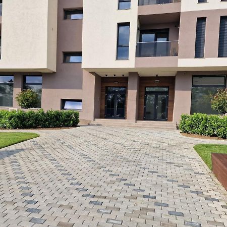 West Homes 36 オラデア エクステリア 写真